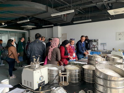 海上絲綢之路國家海水淡化技術研修班在青島舉行技術交流活動